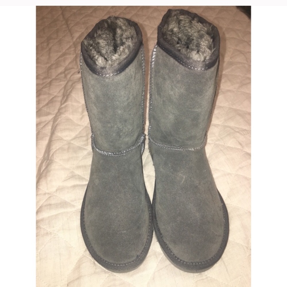 Authentic UGG gray short boots